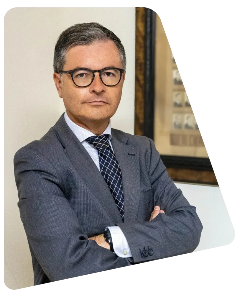 HIPÓLITO MESTRE - ABOGADO